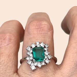 Silver .925 Emerald CZ Halo Cocktail Ring size 7.5 and  also adjustable